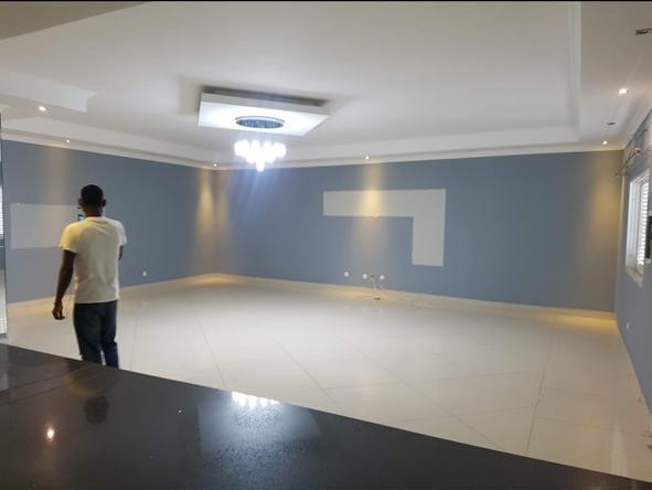 A Venda VIVENDA T3 A VENDA NO ZANGO 1
