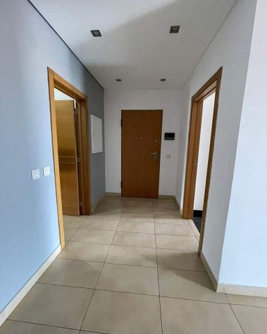 A Venda Excelente apartamento T3, mobiliado, no Condomínio Dolce Vita, Talatona.