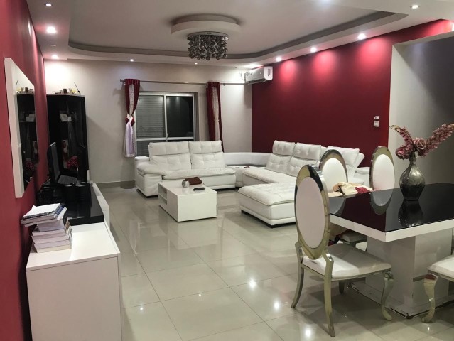 A Venda Excelente Apartamento T3, mobiliado, na Centralidade do Kilamba.