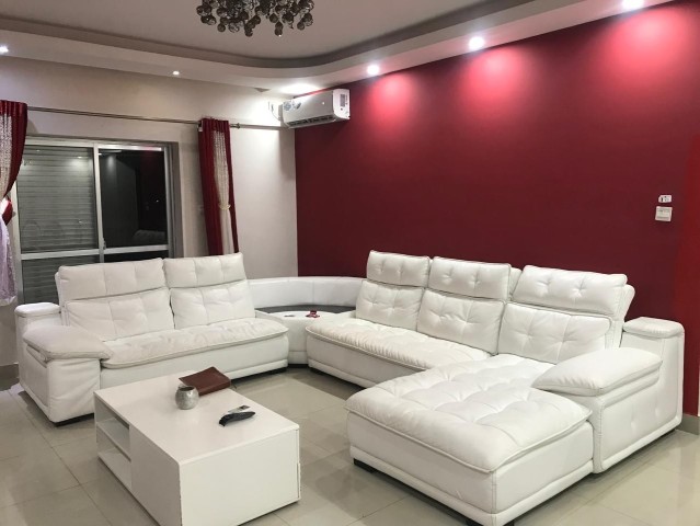 A Venda Excelente Apartamento T3, mobiliado, na Centralidade do Kilamba.