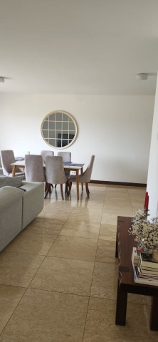A Venda Apartamento T2, no Condomínio Clássicos do Sul, Benfica.