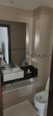 A Venda Apartamento T2, no Condomínio Clássicos do Sul, Benfica.