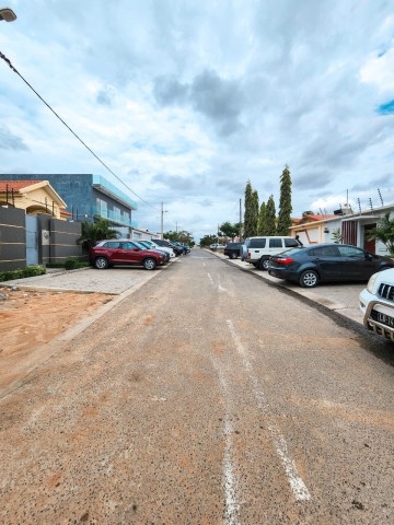 A Venda Moradia V4, na Urbanização Nova Vida, Projecto Nova Vida.
