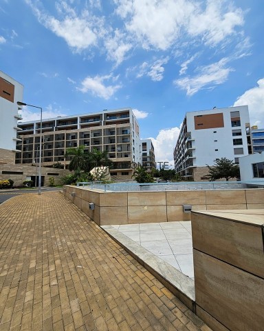 A Venda Apartamento T3, no Condomínio Dolce Vita, Talatona.