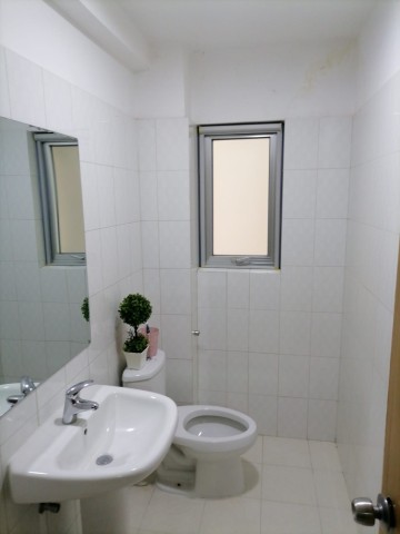 A Venda Apartamento T3+1, mobiliado, na Centralidade do Kilamba.