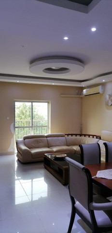 A Venda Apartamento T3+1, mobiliado, na Centralidade do Kilamba.
