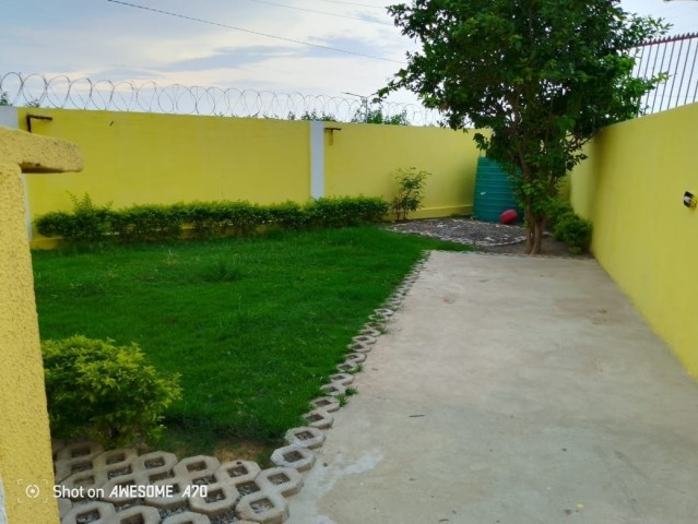A Venda Vivenda V3+1, no Condomínio Flores de Talatona.