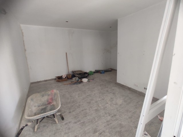 A Venda Vivenda V4 com anexo, na Urbanização Boa Vida, Condomínio 01.