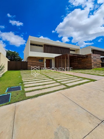 A Venda Vender: Luxuosa Vivenda V4+2 com anexo e piscina, no Condomínio Malunga, ex Privilege Residence, Talatona