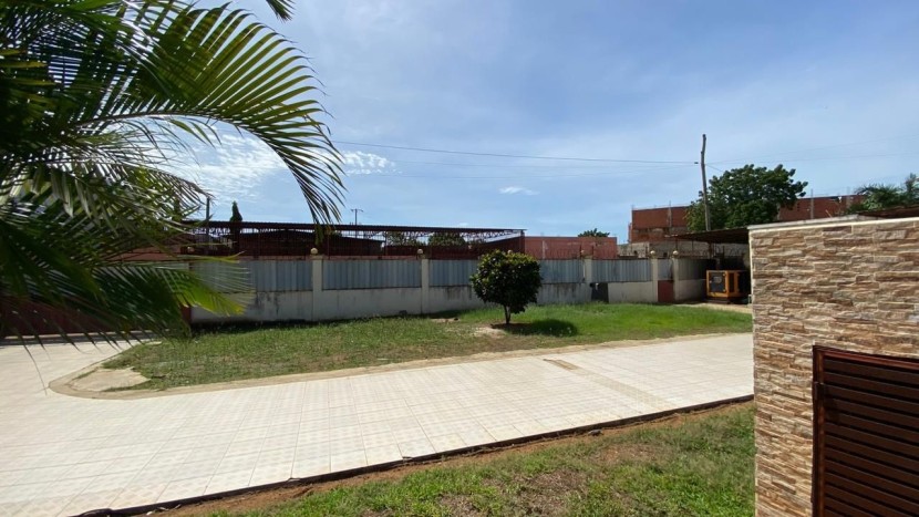 A Venda Esta a venda essa vivenda localizada no zango 1
