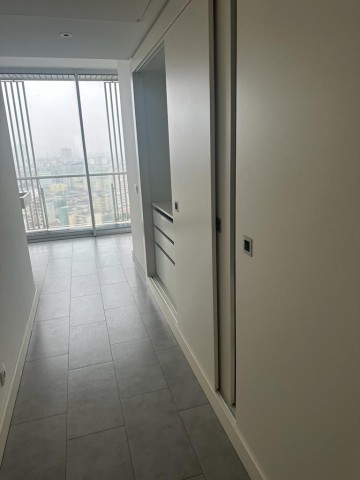 A Venda Arrendar: Apartamento T4, vista mar, no Edifício Sky Residence I, Escom, Kinaxixi.