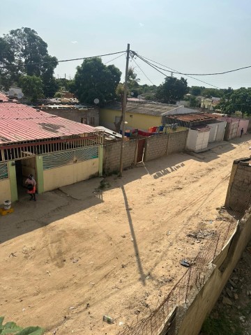 A Venda Um colégio de saúde com 12 salas, funcional