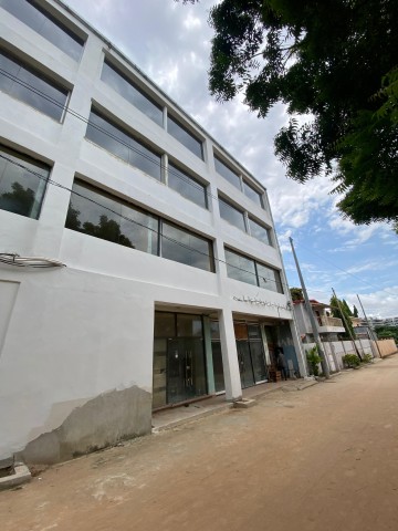 A Venda Vender: Edifício residencial, adjacente ao Zap Estúdio, Talatona.