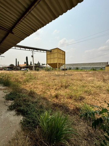 A Venda Estaleiro de 1,2 hectares, na Via Expressa