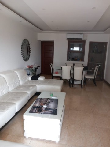 A Venda Apartamento T3, no condomínio Clássicos do Sul, Benfica.