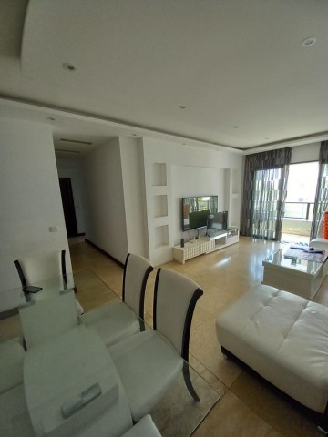 A Venda Apartamento T3, no condomínio Clássicos do Sul, Benfica.
