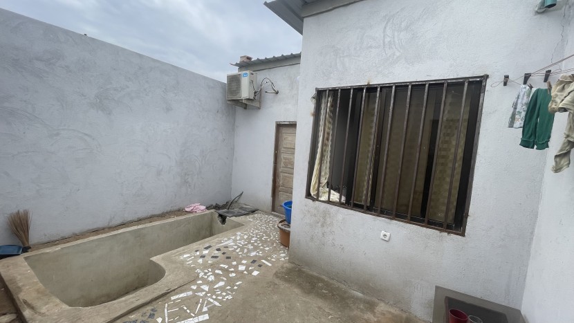A Venda Vendo casa t1+1 suite