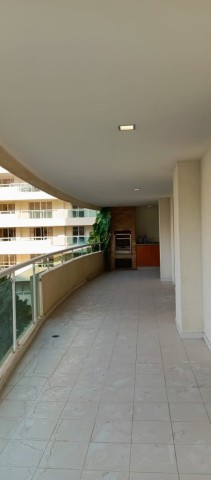 A Venda Apartamento T4
