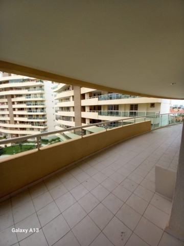 A Venda Apartamento T4
