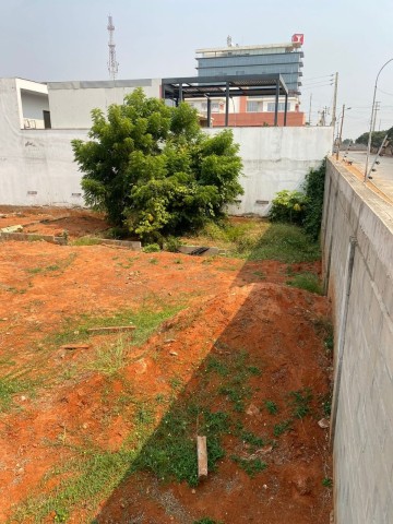 A Venda LOTE DE 2040, EM TALATONA