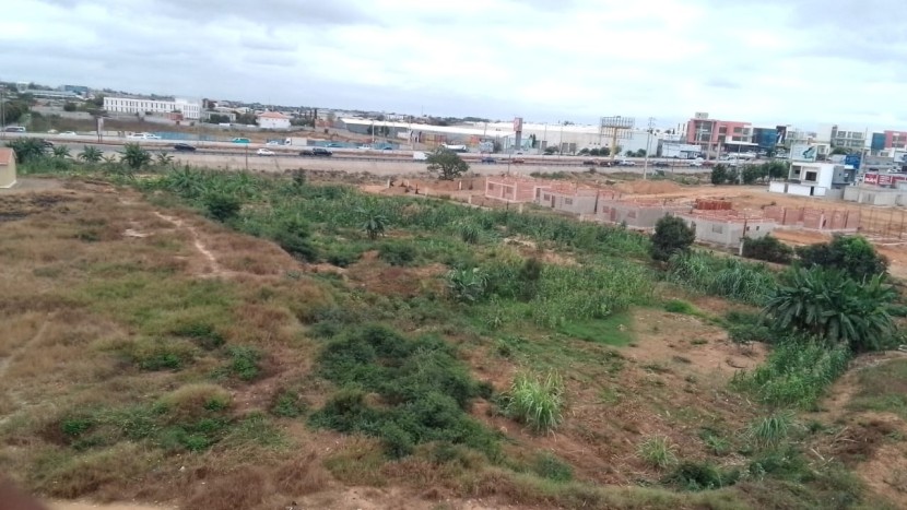 A Venda TERRENO DE 4 HECTARES, AV. LAR DO PATRIOTA