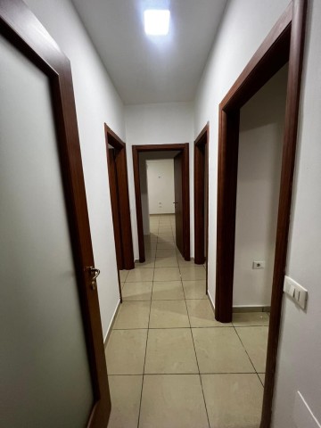 A Venda Apartamento t3 condomínio INTERLAND MORRO BENTO