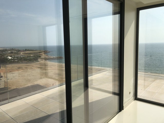 A Venda Vende se apartamento PENTHOUSE T4 dúplex.