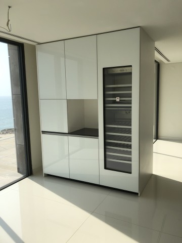 A Venda Vende se apartamento PENTHOUSE T4 dúplex.