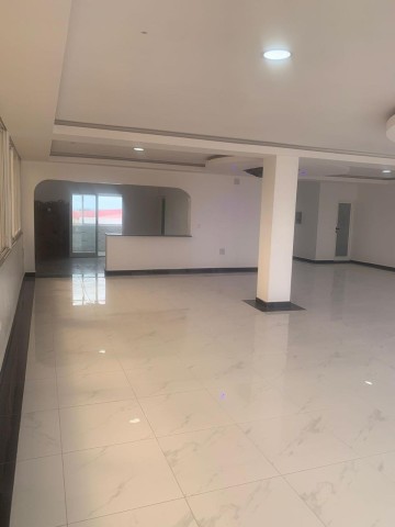 A Venda ESCRITÓRIOS E APARTAMENTOS T3