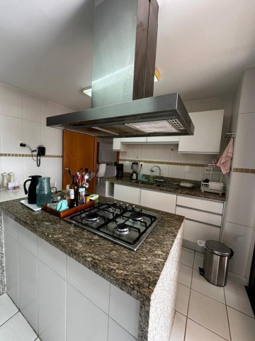 A Venda Apartamento T3, no Condomínio Noblesse Residence, Talatona.