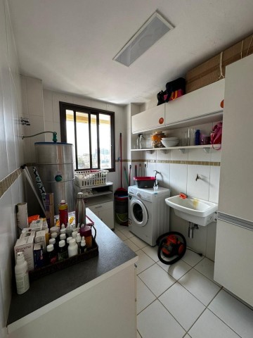 A Venda Apartamento T3, no Condomínio Noblesse Residence, Talatona.
