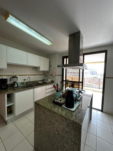 A Venda Apartamento T3, no Condomínio Noblesse Residence, Talatona.