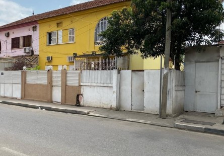 Anúncio Moradia V3 com anexos, na Vila Alice