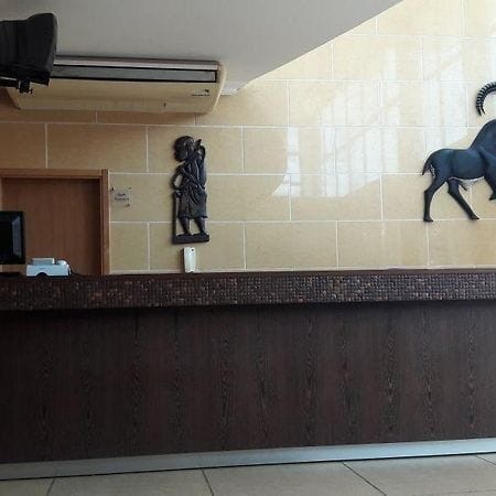 A Venda Hotel Internacional de Luanda, na Samba.