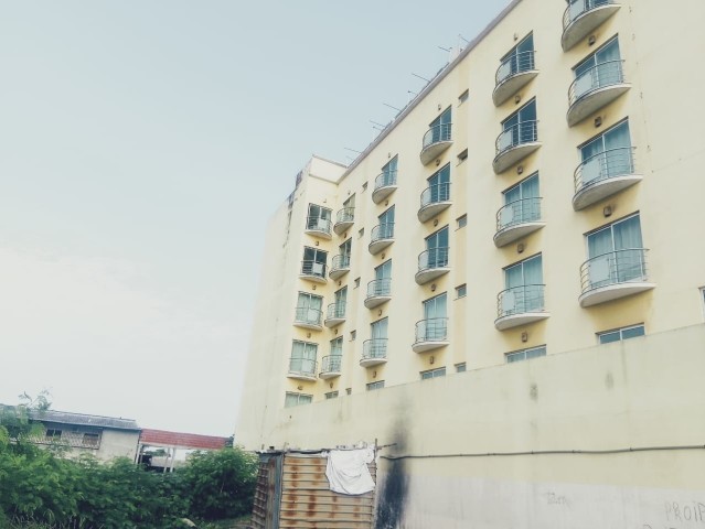 A Venda Hotel Internacional de Luanda, na Samba.