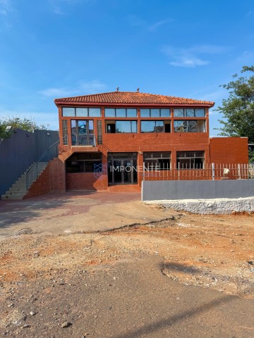 A Venda Estabelecimento comercial no Miramar - Ingombotas