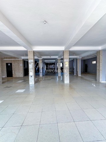 A Venda Estabelecimento comercial no Miramar - Ingombotas