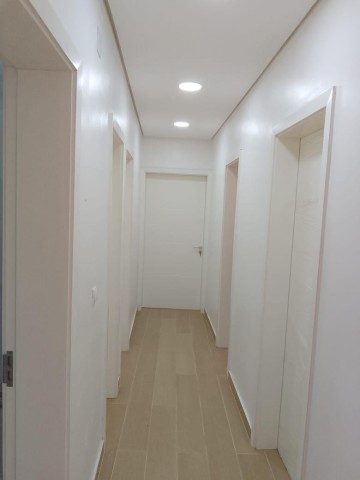 A Venda Apartamento T4, no Lar do Patriota, Benfica.