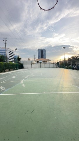 A Venda Vivenda V3 dúplex, no Condomínio Luar, Talatona