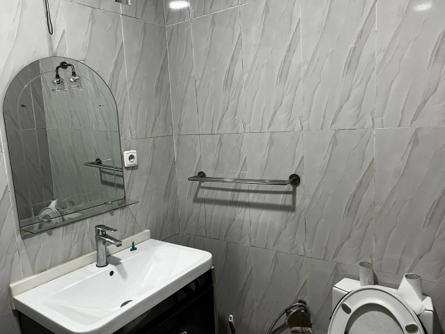 A Venda Apartamento T3, mobiliado, na Mutamba, Ingombotas.