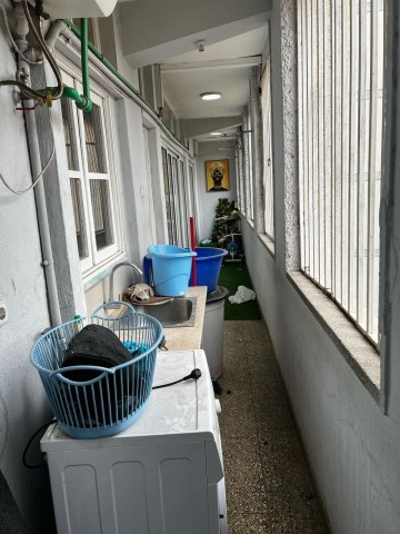 A Venda Apartamento T3, mobiliado, na Mutamba, Ingombotas.