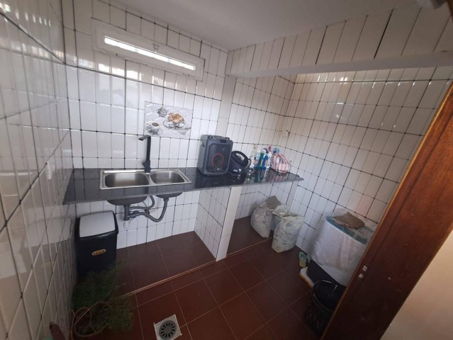 A Venda Vende-se está maravilhosa casa