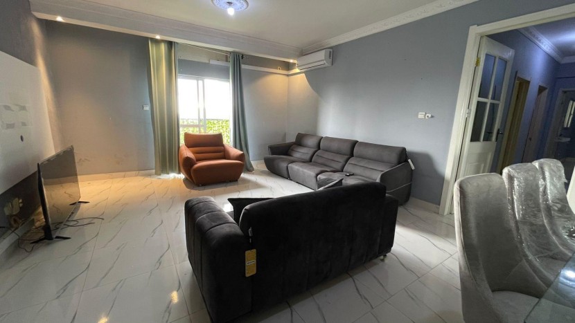 A Venda Apartamento T3, na Centralidade do Kilamba, Belas.