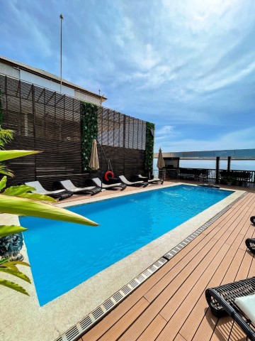A Venda Apartamento T1, mobiliado, na Ilha de Luanda.