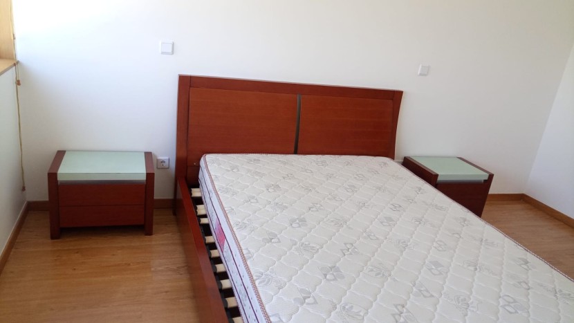 A Venda Penthouse T4, mobiliada, no Condomínio Terraços do Atlântico, Talatona.