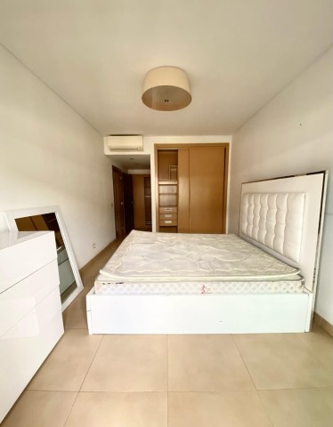 A Venda Apartamento T2, mobiliado, no Condomínio Dolce Vita, Talatona.