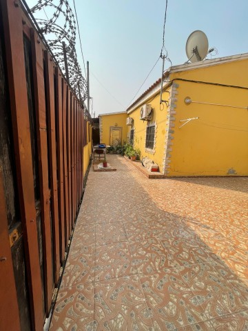 A Venda Vivenda V5, no Camama 1, no projeto habitacional Sonho da Casa Própria.