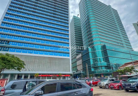 Anúncio Luxuoso apartamento T2, mobiliado, no Edifício Kanhangulo, Ingombotas