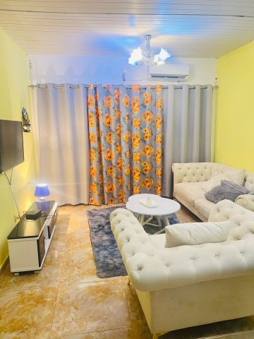 A Venda Moradia T3, nas Casas Verdes, Sapu, por detrás do Ulengo Center