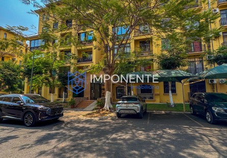 Anúncio Apartamento T2, mobiliado, no condomínio Jardim de Rosas, Camama.